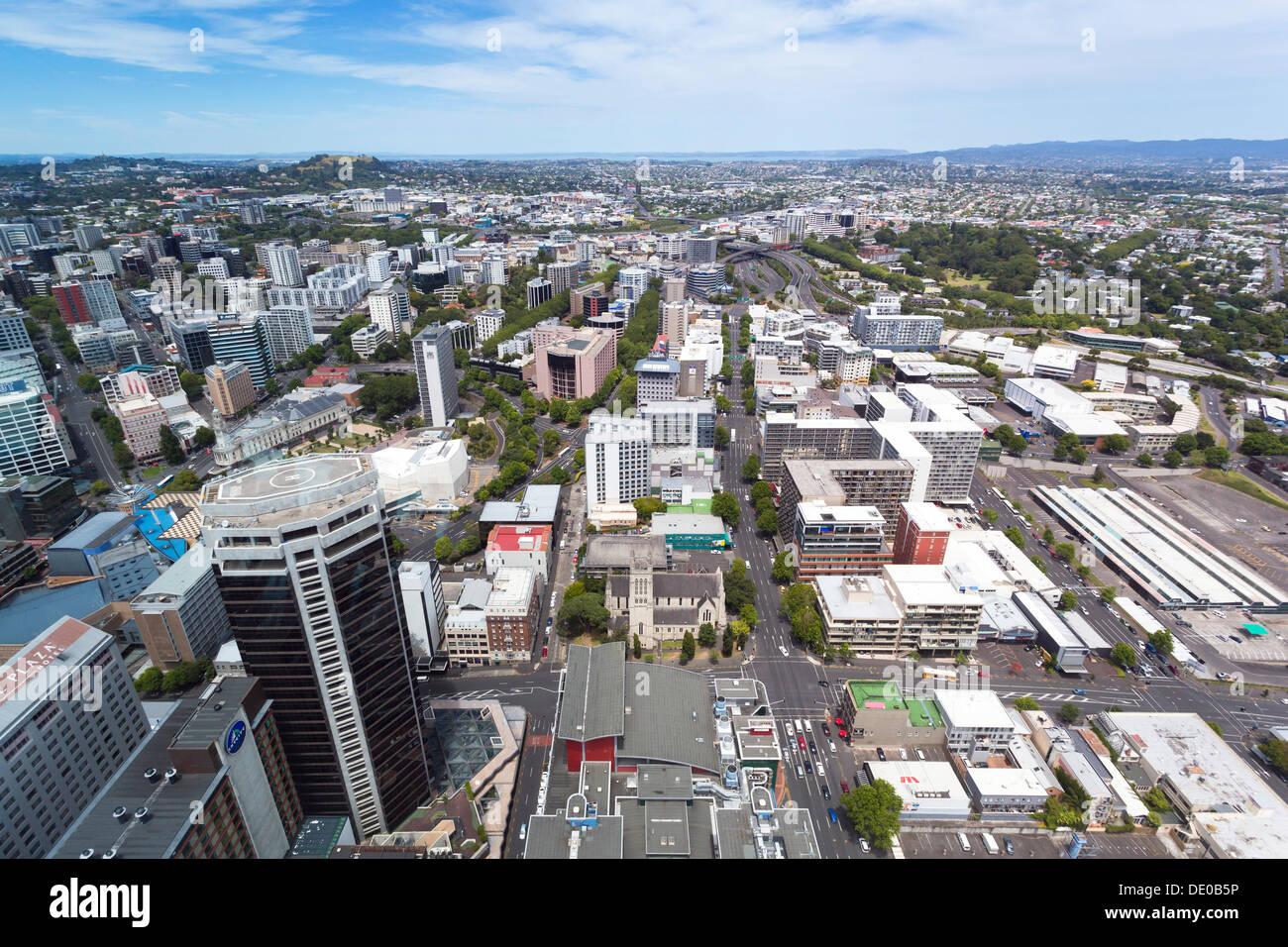 Vue depuis Skytower sur Auckland vers le mont Eden Banque D'Images