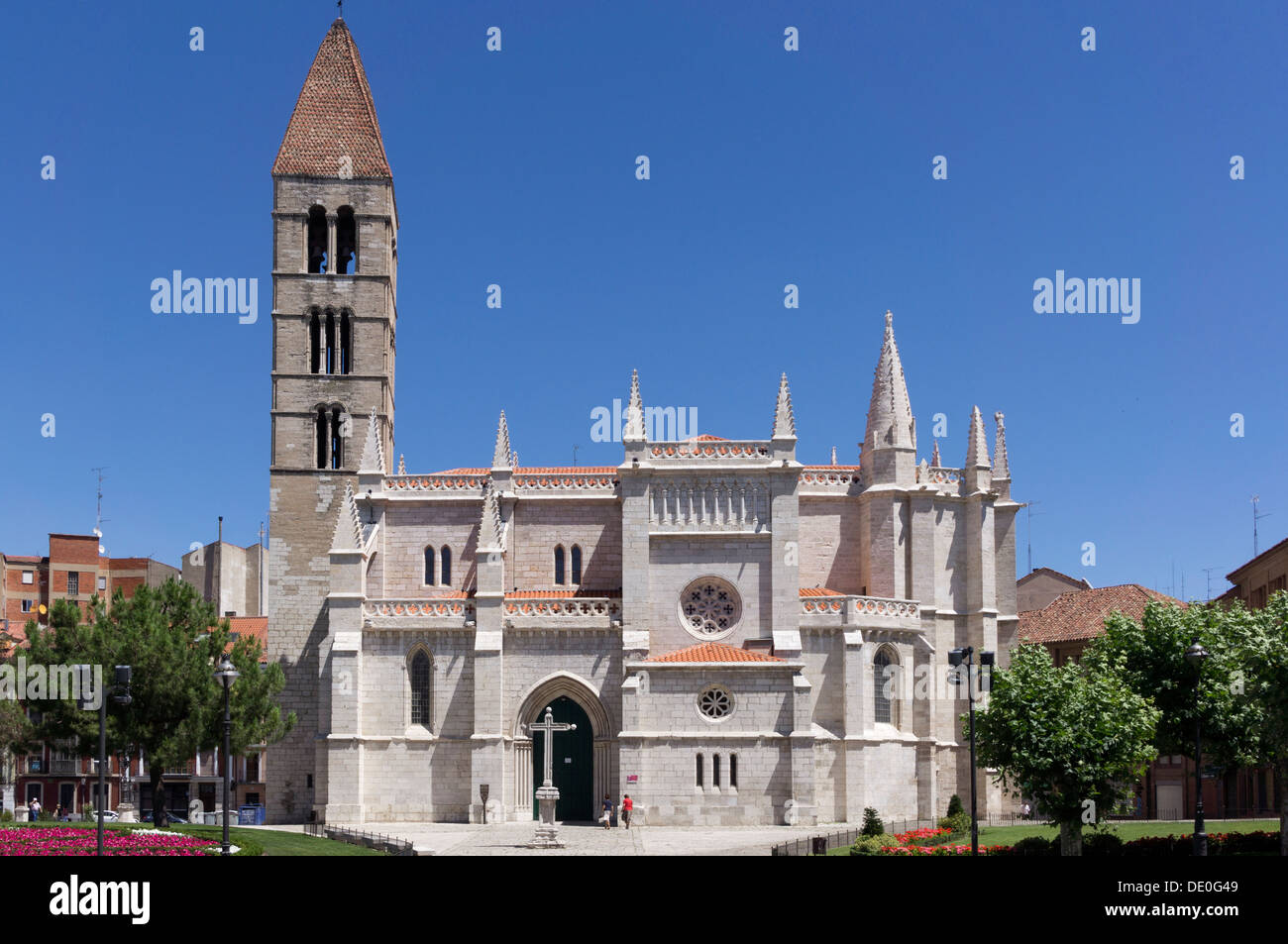 L'église de Santa María la Antigua a été construit au xie siècle dans la ville de Valladolid. Banque D'Images