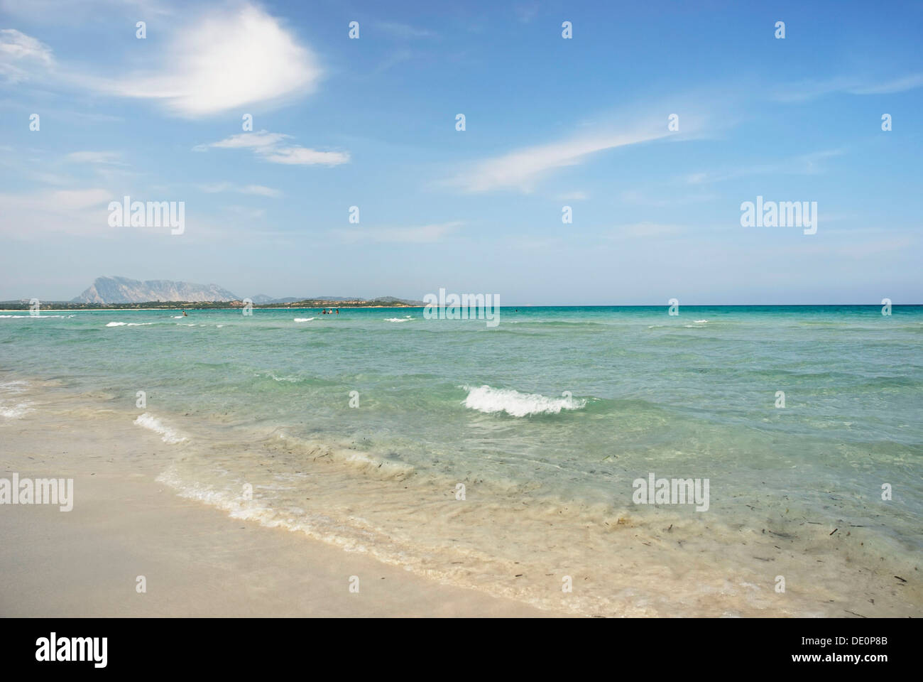 Plage de sable avec de l'eau vert-turquoise, La Cinta, Sardaigne, Italie, Europe Banque D'Images