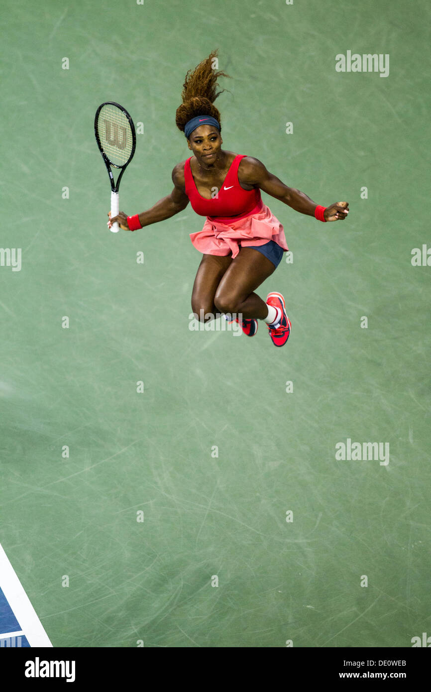 Flushing Meadows-Corona Park, Queens, New York, Septembre 08, 2013 Serena Williams (USA) remporte son 17e titre du Grand Chelem à l'US Open Tennis Championships 2013 : Crédit photo PCN/Alamy Live News Banque D'Images