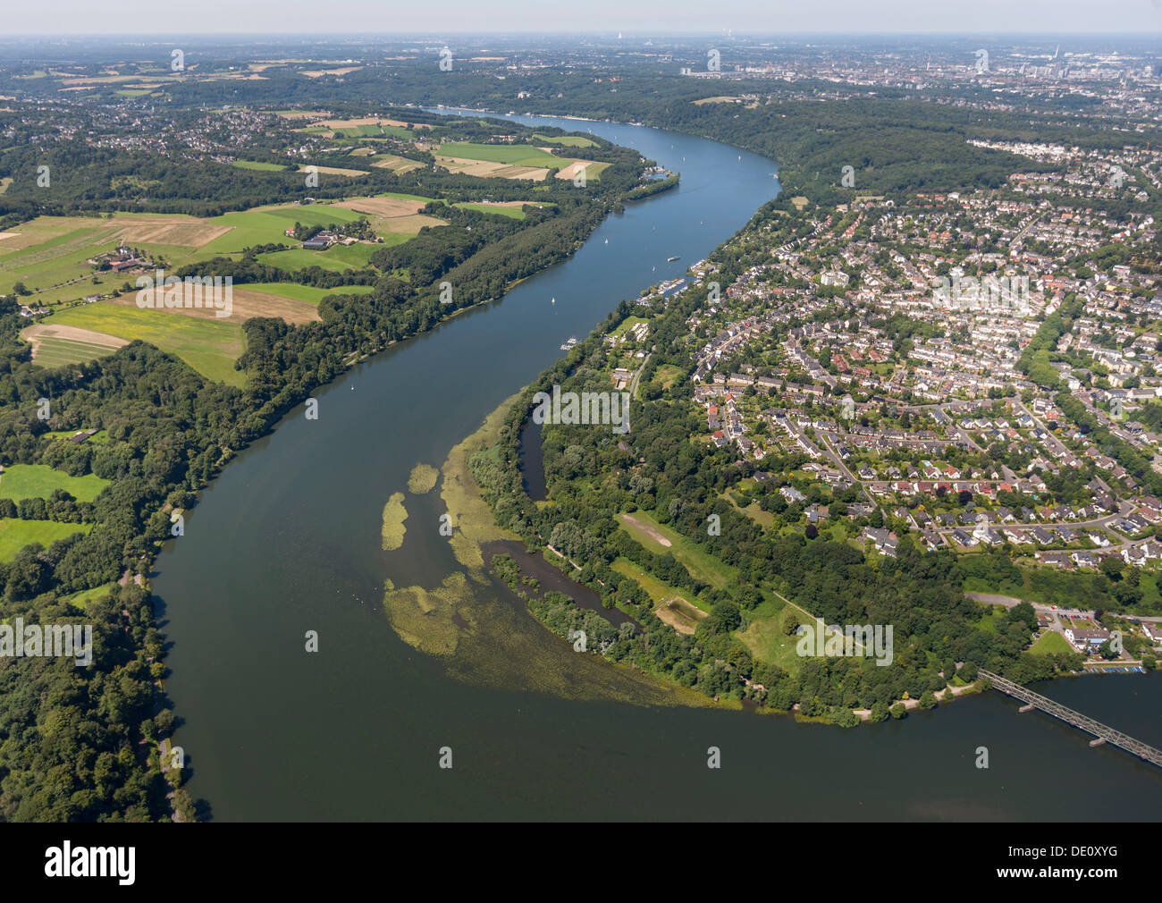 Vue aérienne de Kupferdreh, boucle de la rivière Ruhr, le lac Baldeneysee, Essen, la Ruhr, Rhénanie du Nord-Westphalie Banque D'Images