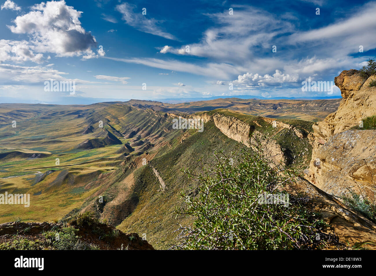 Paysage désert à la frontière de l'Azerbaïdjan, la Géorgie, David Gareja Banque D'Images