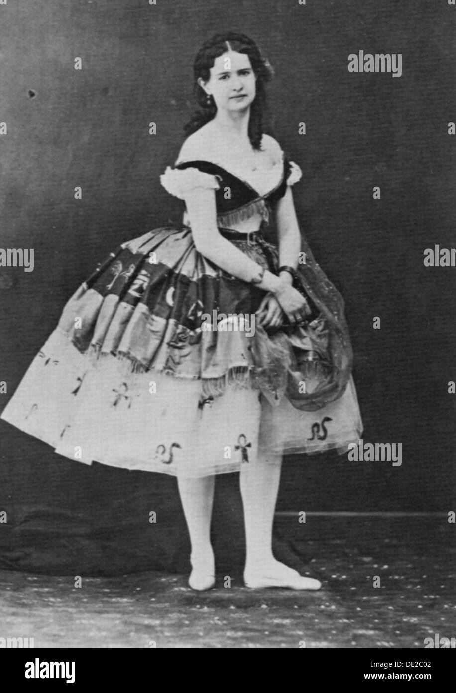 Maria Surovshchikova-Petipa, danseur de ballet russe, c1861. Artiste : Nadar Banque D'Images
