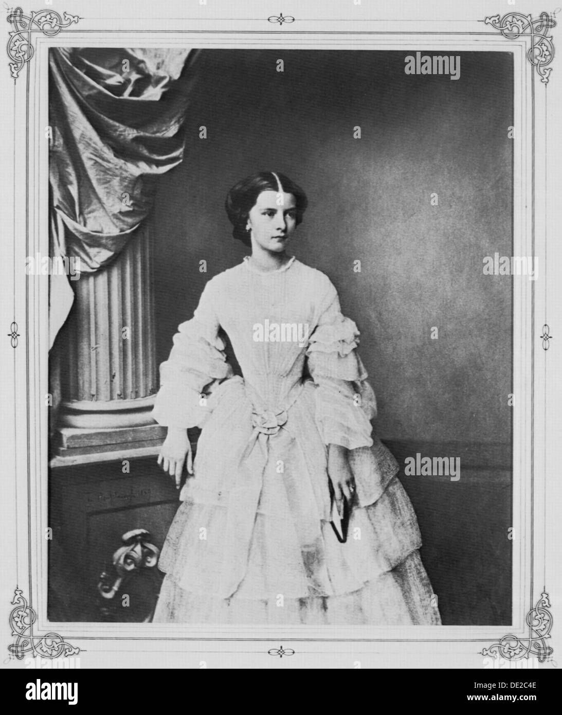 L'impératrice Elisabeth d'Autriche, 1857. Artiste : Franz Hanfstaengl Banque D'Images