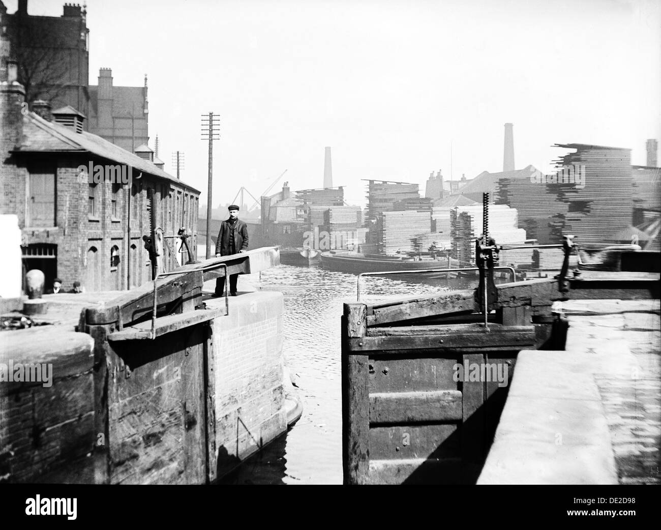Le paysage industriel sur le Regent's Canal, London, c1905. Artiste : Inconnu Banque D'Images
