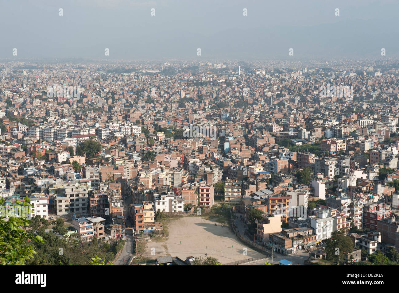 De nombreuses maisons, vue du Temple de Swayambhunath sur les toits de la capitale, Katmandou, Katmandou, Népal, Asie Banque D'Images