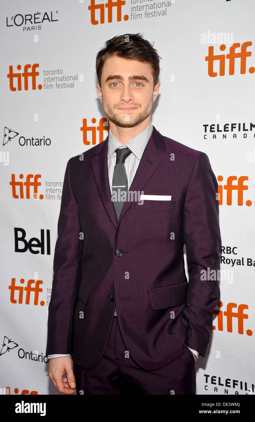 Toronto, Ontario, Canada. 10e Août, 2013. L'acteur Daniel Radcliffe arrive à 'Kill your Darlings' Premiere pendant le Festival International du Film de Toronto 2013 au Roy Thomson Hall le 10 septembre 2013 à Toronto, Canada. Crédit : Igor/Vidyashev ZUMAPRESS.com/Alamy Live News Banque D'Images