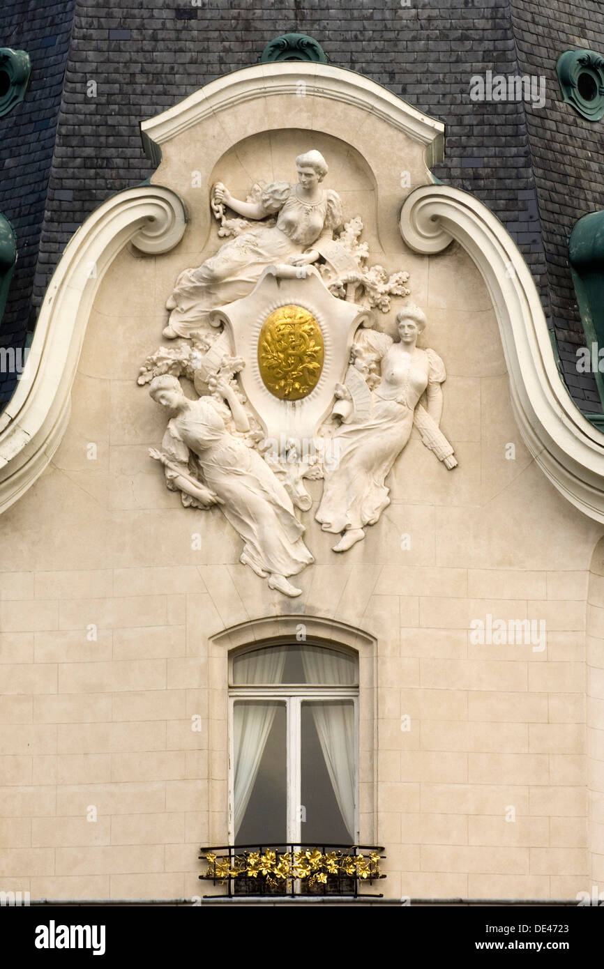 Wien, Österreich, Schwarzenbergplatz, Fassadendetail 1 an der Rückseite der französischen Botschaft. Banque D'Images