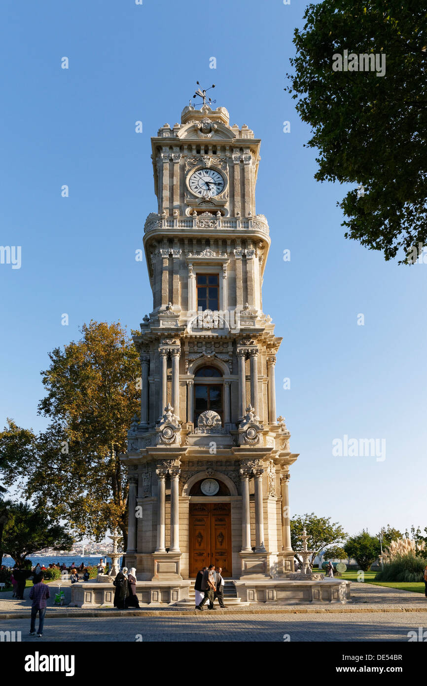 Tour de l'horloge baroque de Dolmabahçe Dolmabahçe, Beşiktaş, Istanbul, Istanbul, du côté européen, province, la Turquie, côté Européen Banque D'Images