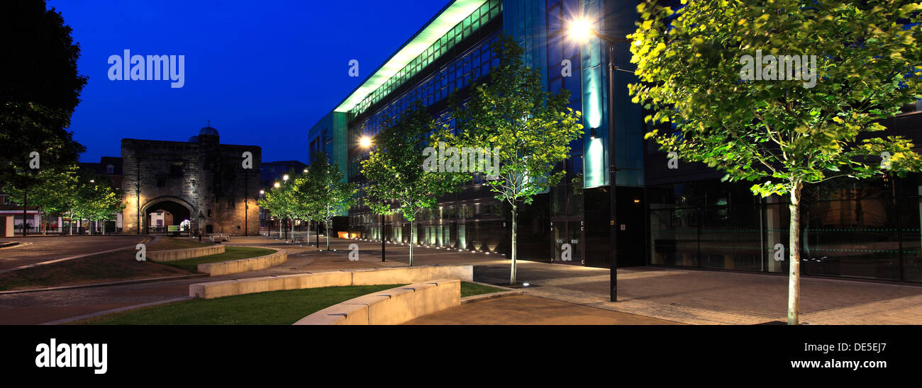Campus de l'Université De Montfort à Leicester City, nuit, Leicestershire, Angleterre, Grande-Bretagne, Royaume-Uni Banque D'Images