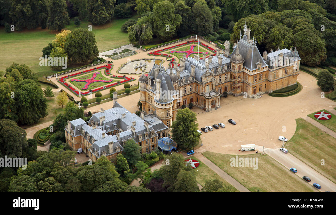 Vue aérienne de Waddesdon Manor près de Aylesbury, un Rothschild Mansion Banque D'Images