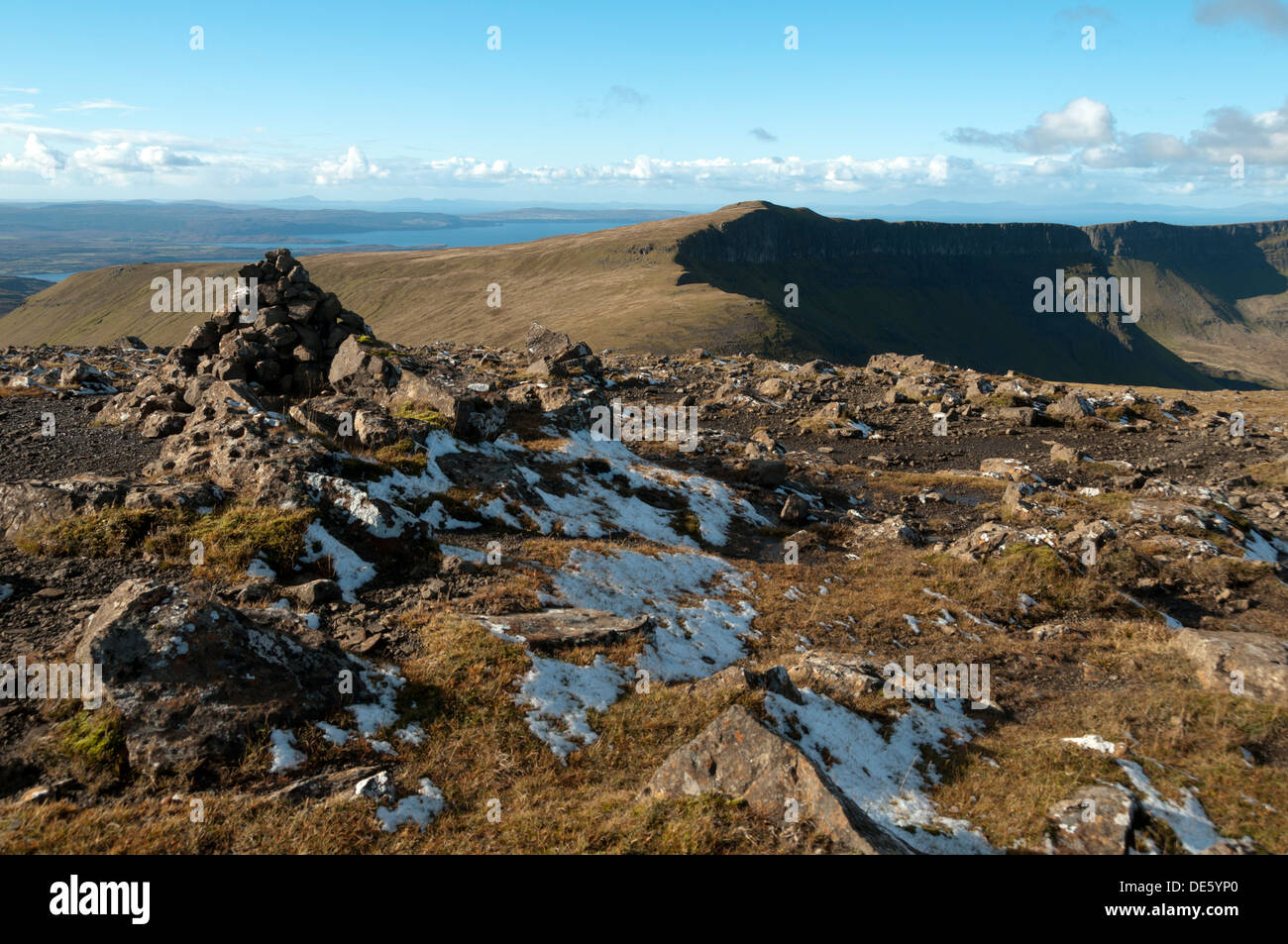 Lors du sommet de l'Storr, Trotternish, Isle of Skye, Scotland, UK. Banque D'Images