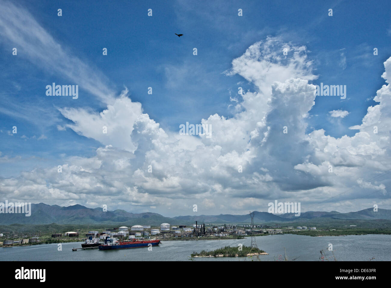 Santiago de Cuba, Cuba, l'Harbour dans la baie de Santiago de Cuba Banque D'Images