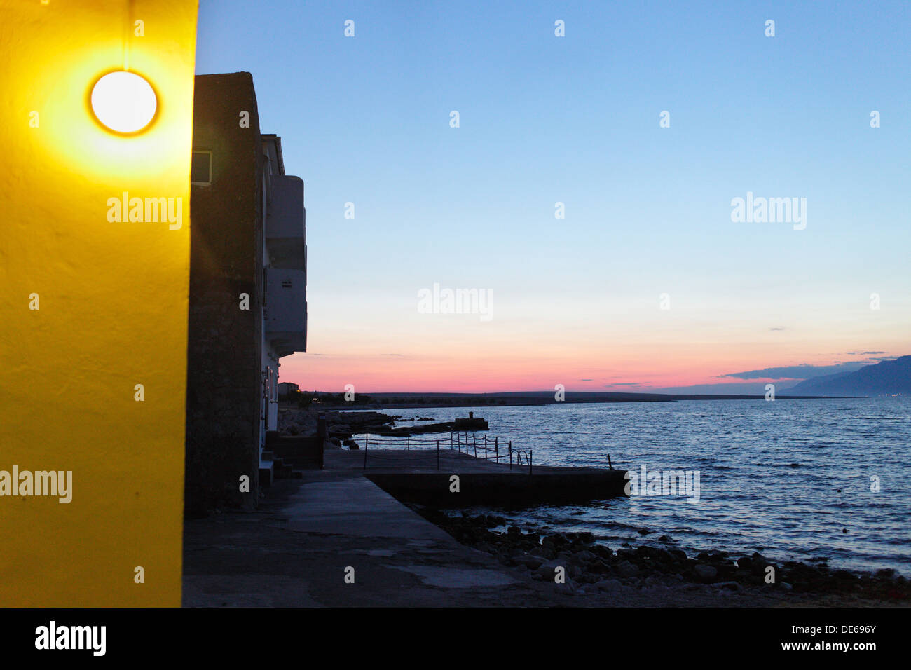 Rezanci, Croatie, coucher de soleil sur la côte Adriatique Croate Banque D'Images