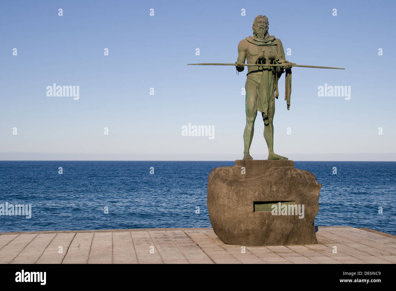 Statue de l'Anaterve mencey Guanche à candelaria, Tenerife, Canaries. Banque D'Images