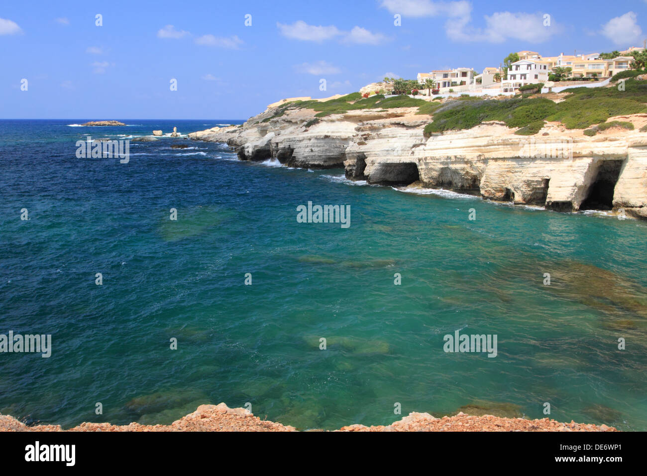 Les grottes de la mer, près de Agios Georgios, Chypre, Europe Banque D'Images