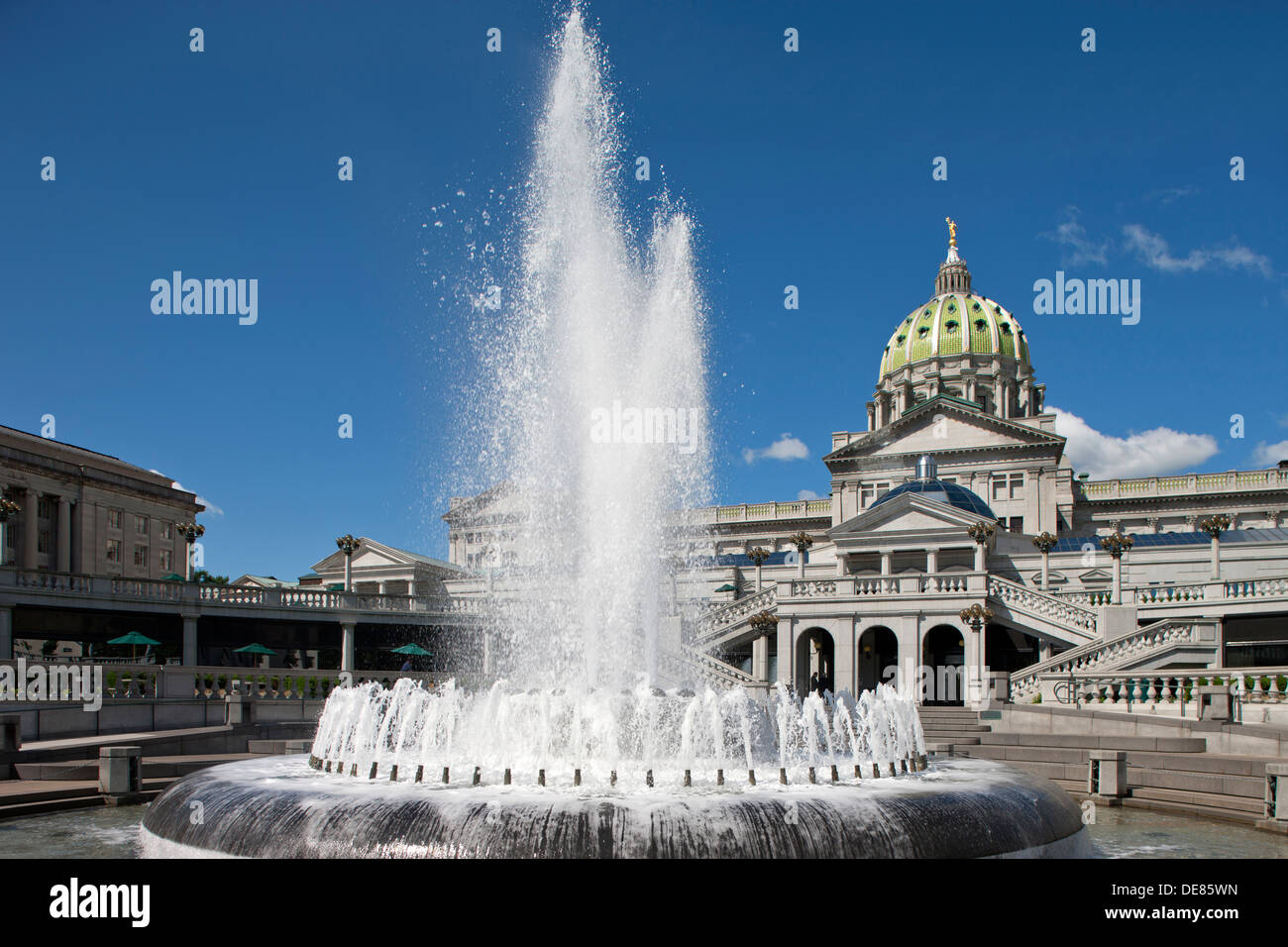 L'aile est de la FONTAINE ENTRÉE State Capitol Building (©JOSEPH MILLER HUSTON 1906) HARRISBURG PENNSYLVANIE USA Banque D'Images