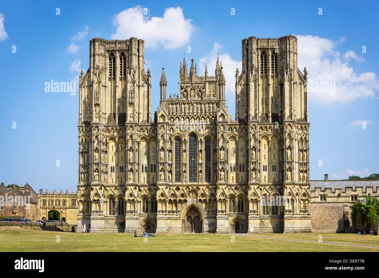 Wells Cathedral et Wells, Somerset, Royaume-Uni, - un célèbre cathédrale gothique anglais Banque D'Images