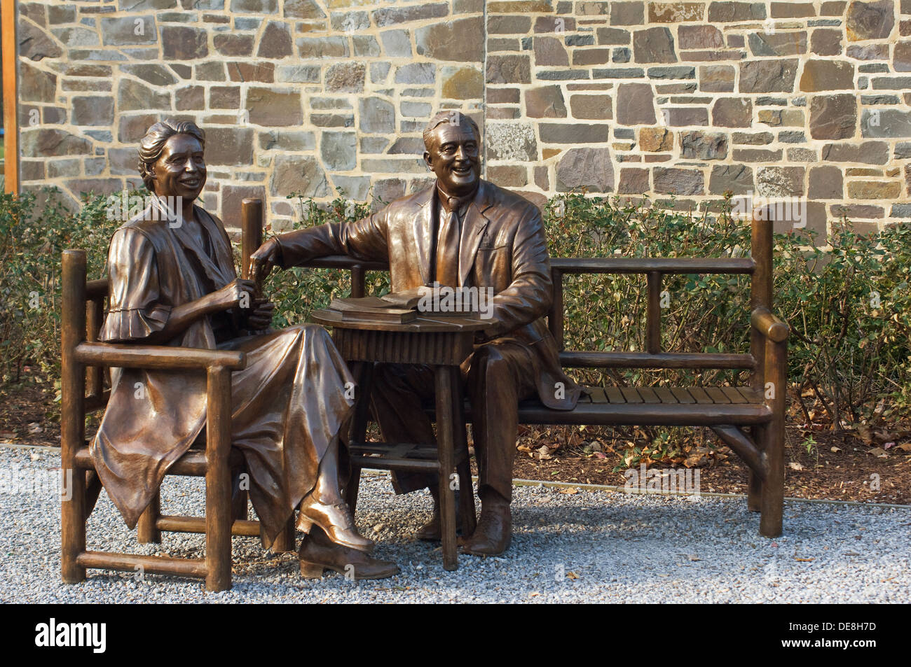 Statue en bronze de Franklin et Eleanor Roosevelt à la maison familiale à Hyde Park, New York. Photographie numérique Banque D'Images