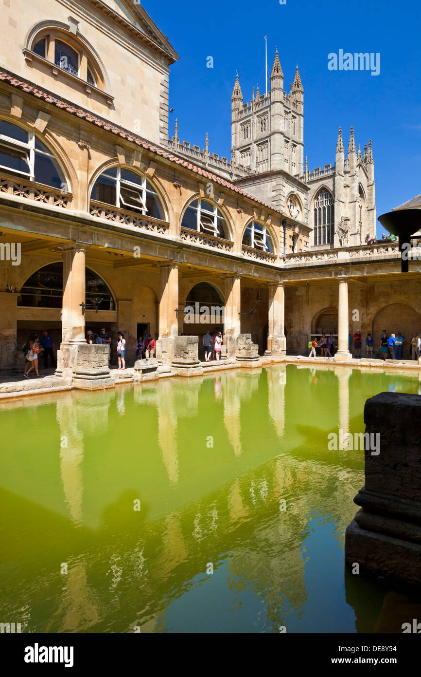 Les thermes romains, le grand bain, la seule sources chaudes dans le Royaume-Uni, le centre-ville de Bath North East Somerset England UK GB EU Europe Banque D'Images