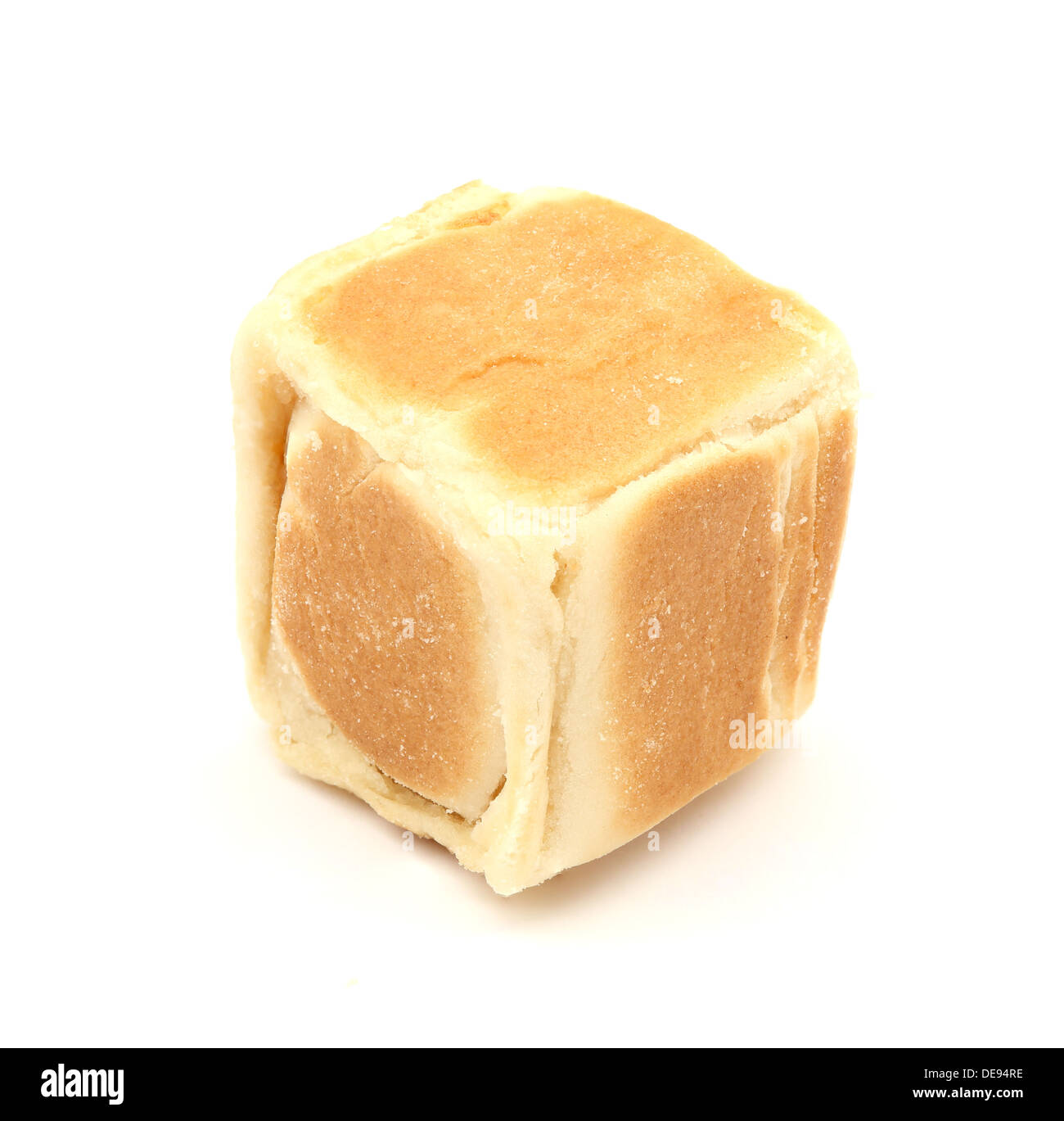 Close-up square gâteau chinois sur fond blanc Banque D'Images