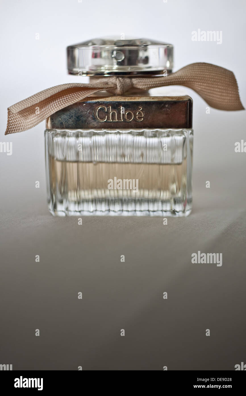 Flacon de parfum Chloe Photo Stock - Alamy