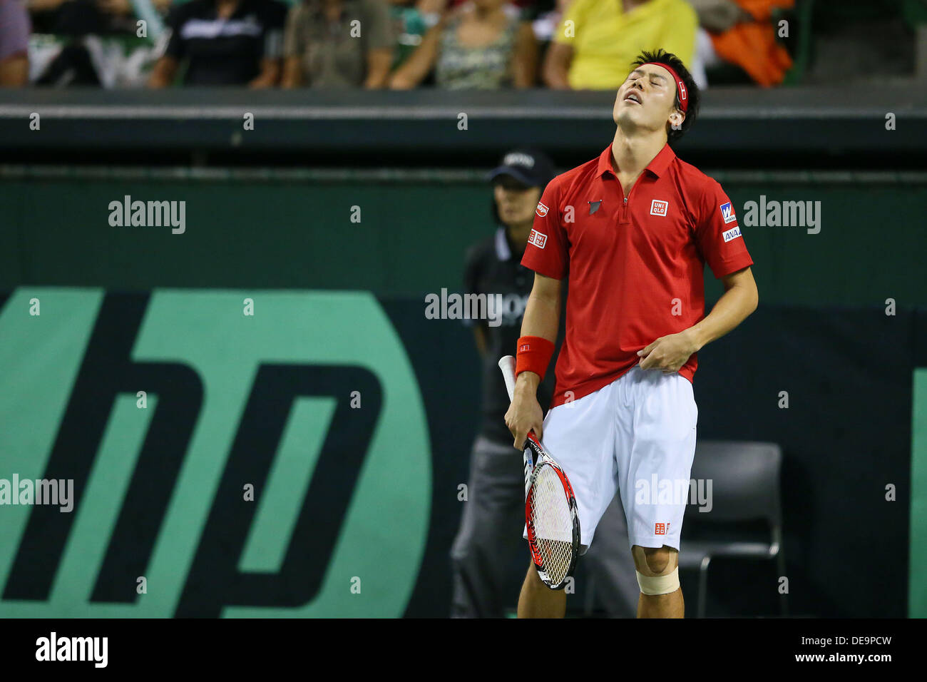 Tokyo, Japon. 13 sept., 2013. Kei Nishikori (JPN), 13 septembre 2013 - Tennis : Coupe Davis par BNP Paribas 2013 World Group Play-off première des célibataires jeu, Japon 3-0 Colombie-Britannique à Ariake Coliseum, Tokyo, Japon. © Yusuke Nakanishi/AFLO SPORT/Alamy Live News Banque D'Images