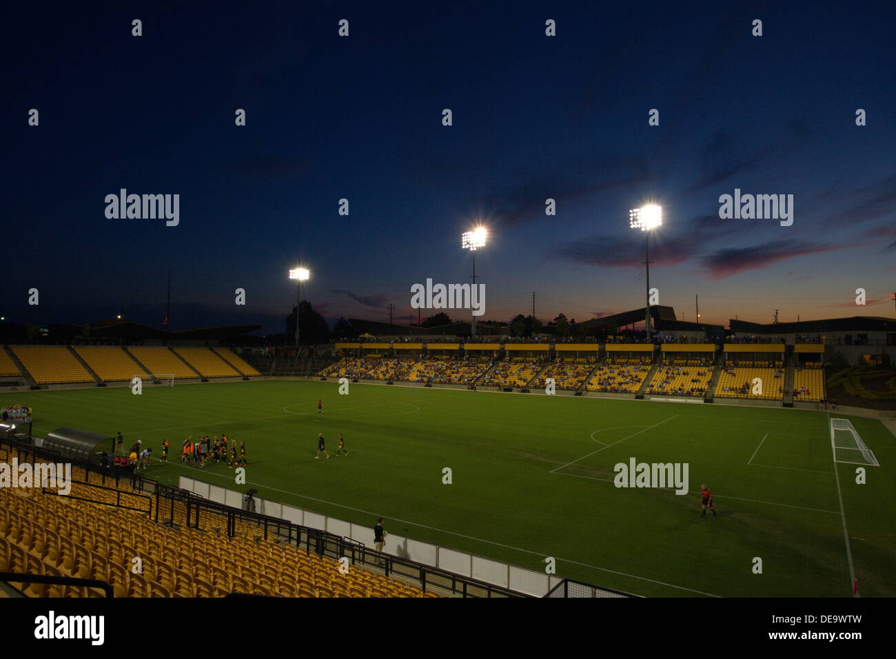 Kennesaw, Géorgie. USA. Le 13 septembre 2013. Vue grand angle du champ pendant la mi-temps d'Ole Miss' la victoire 2-1 sur Kennesaw State à Fifth Third Bank Stadium. NCAA Division I Women's Soccer. Banque D'Images