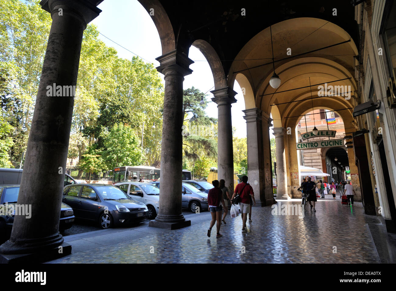 Italie, Rome, Piazza Vittorio Emanuele II Banque D'Images