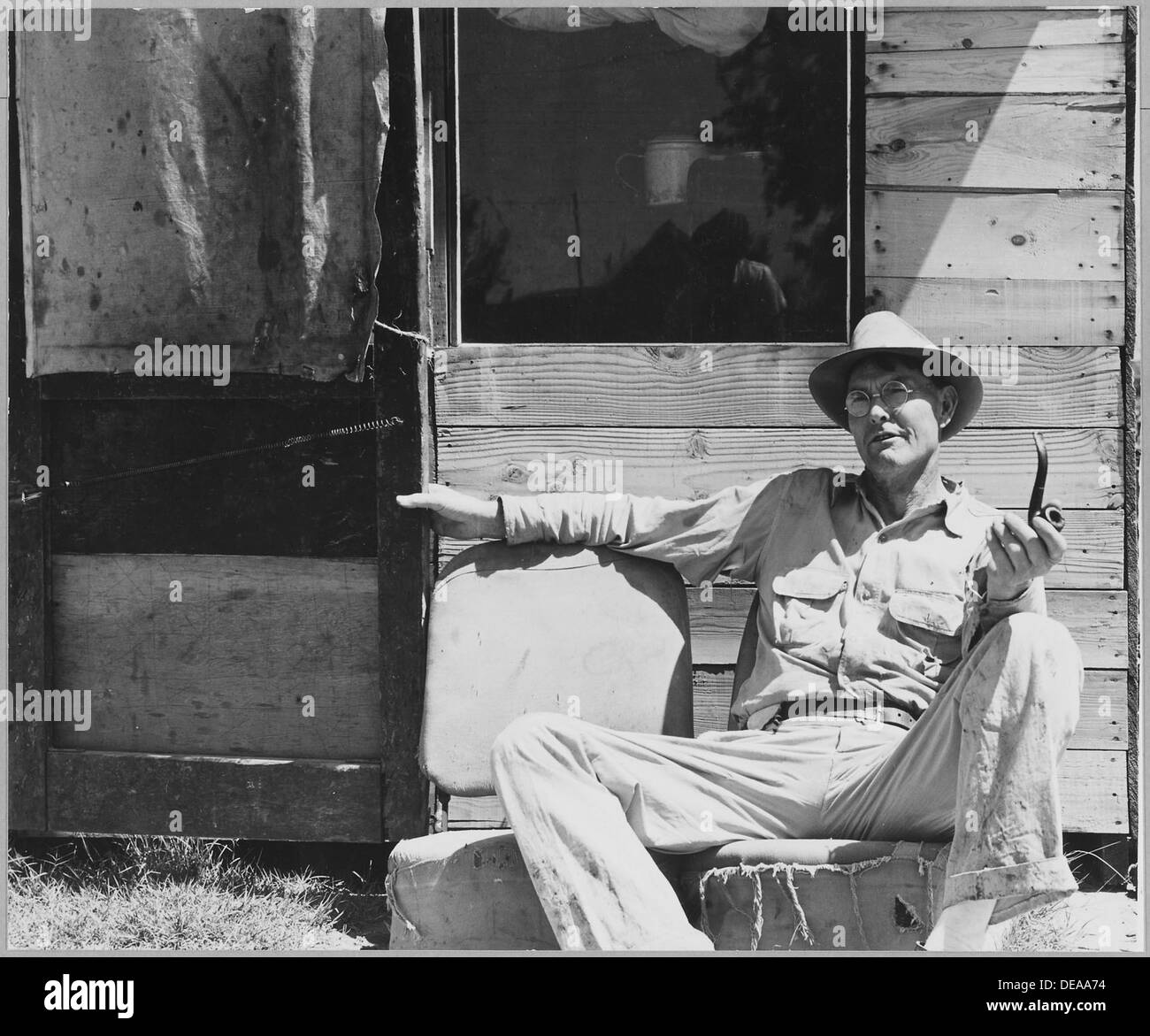 Arvin, comté de Kern, en Californie. L'un d'une communauté d'abris dans le verger subdivisées loués à agr . . . 521659 Banque D'Images