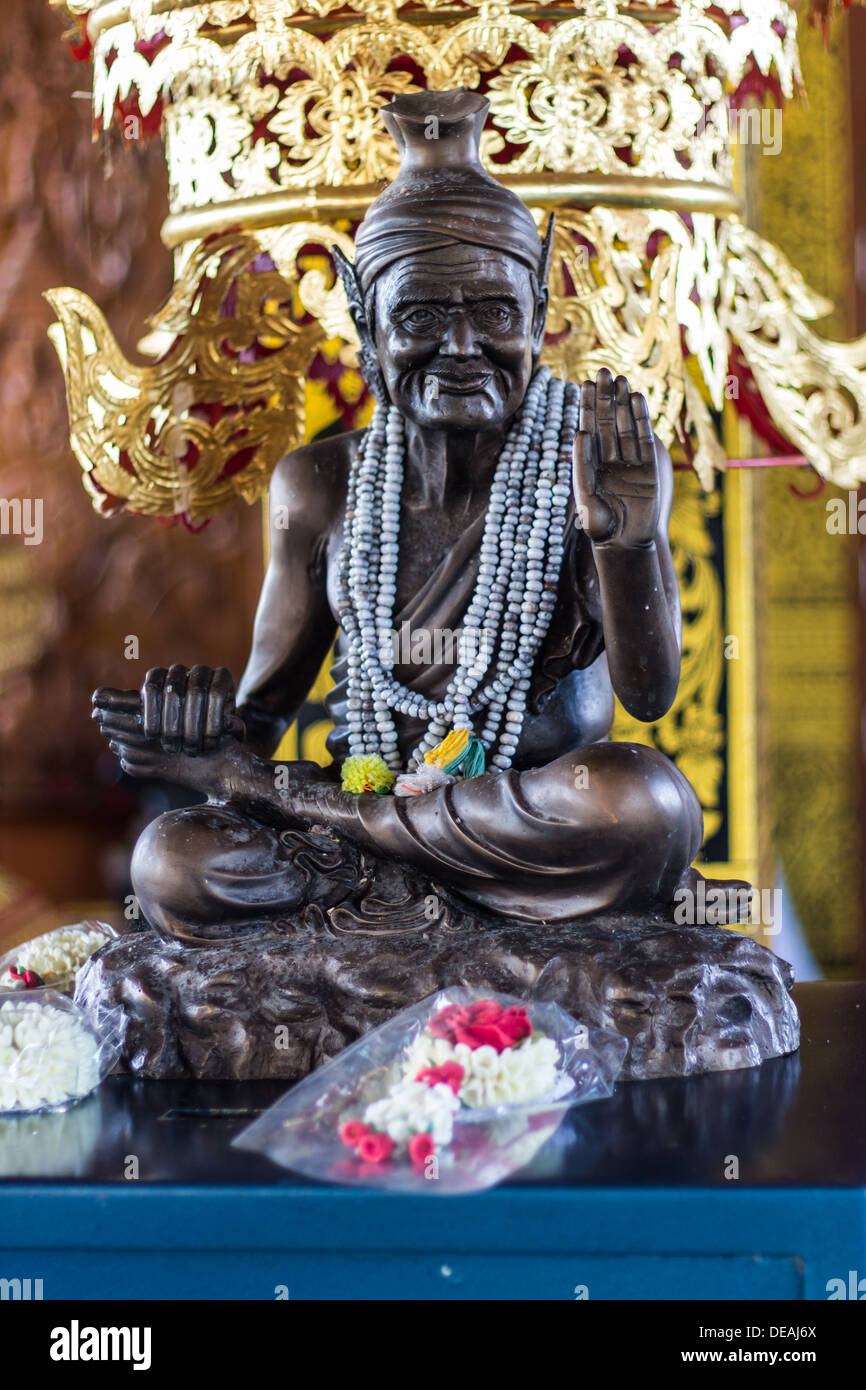 Ermite statue en Wat Ban Den , Chiang Mai Thaïlande Banque D'Images