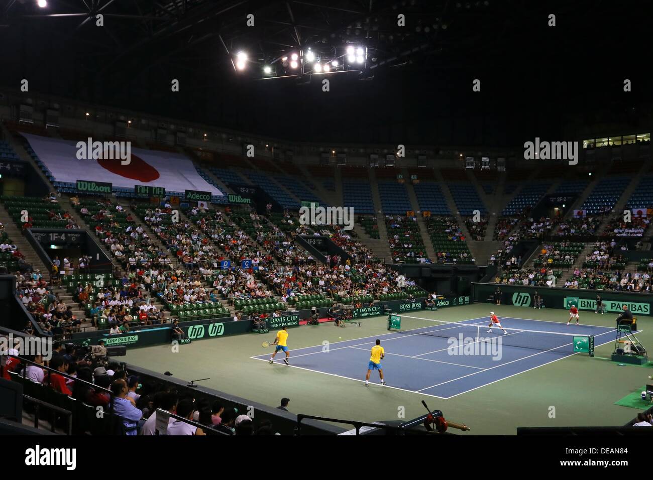 Vue générale, 14 septembre 2013 - Tennis : Coupe Davis par BNP Paribas 2013 World Group Play-off, match de double entre Tatsuma Ito et Yuichi Sugita 0-3 Juan Sebastian Cabal et Robert Farah à Ariake Coliseum, Tokyo, Japon. © AFLO SPORT/Alamy Live News Banque D'Images