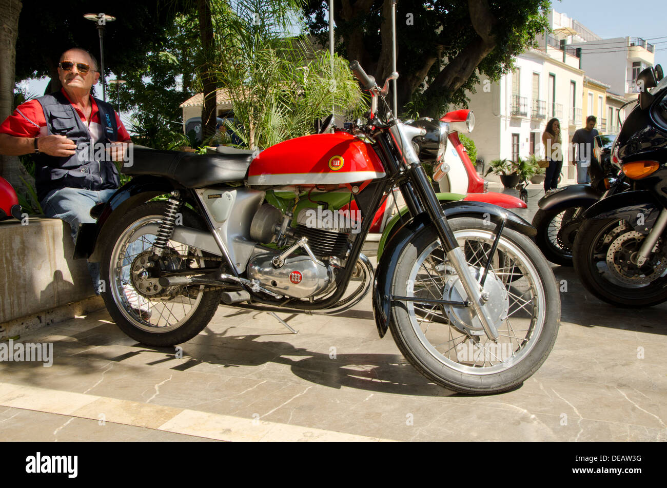Montesa Impala Sport 175 cc sur l'affichage à moto classique en Espagne Banque D'Images
