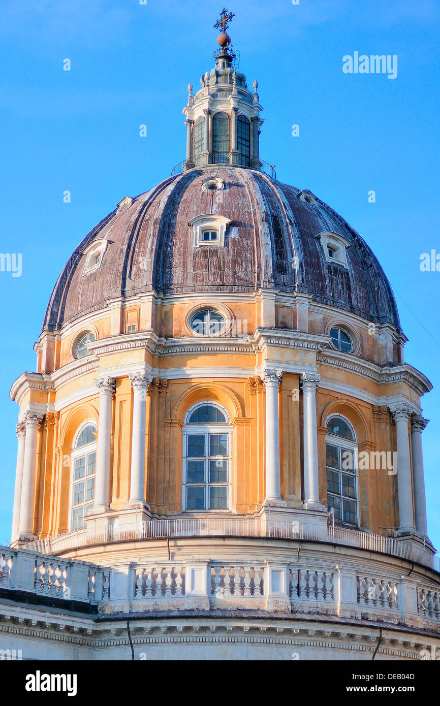 La Basilique de Superga, sur les collines de Turin, Italie, accueille les tombes de Savoie. Banque D'Images