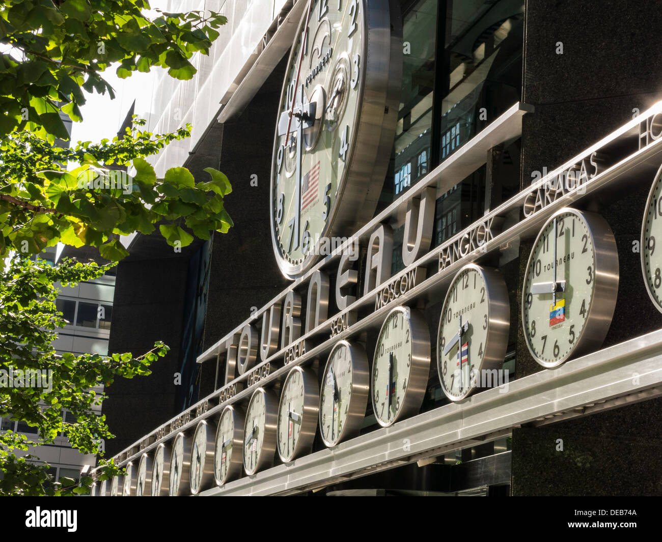 Tourneau Luxury Watch retailer au 12 East 57th Street à NYC 2013 Banque D'Images