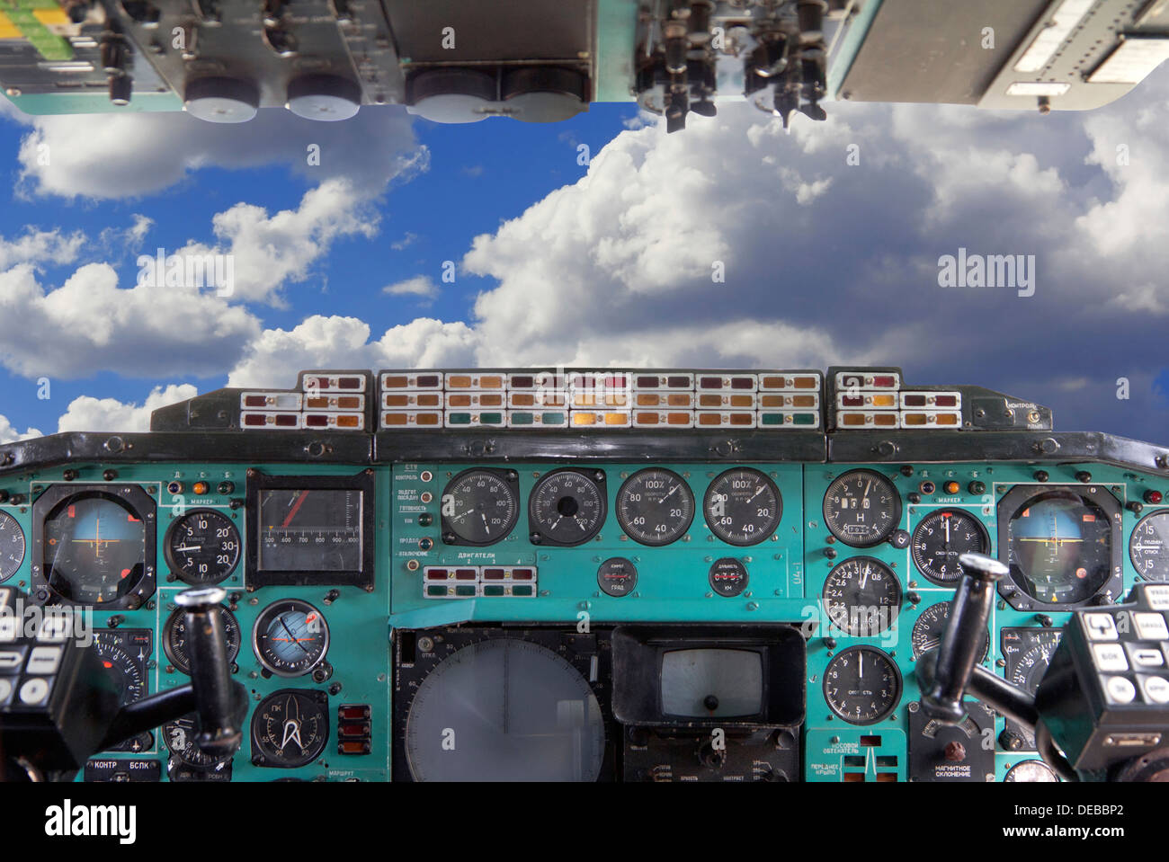Cockpit de l'avion TU-144. Banque D'Images