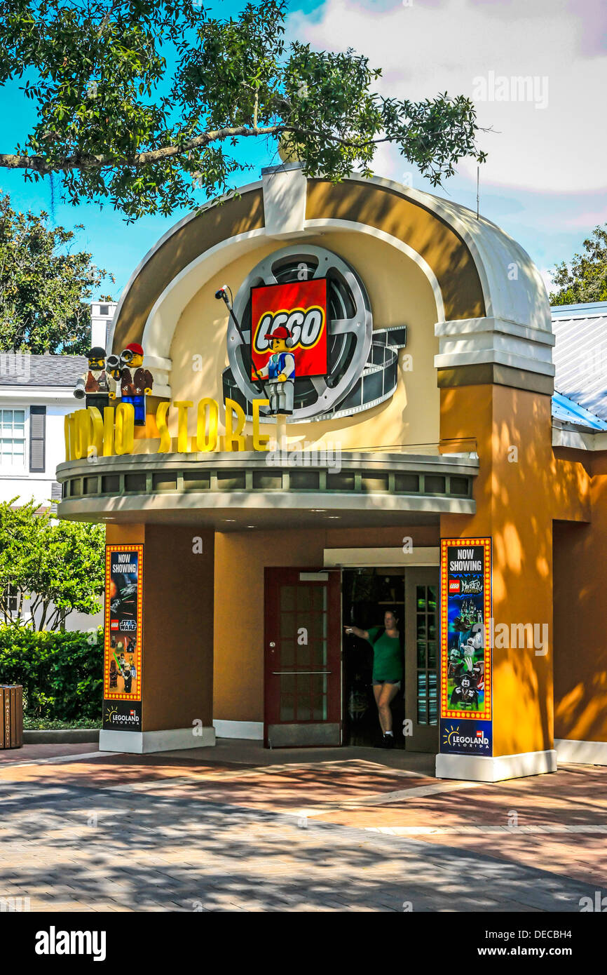 Le film magasin au parc à thème Legoland Florida Banque D'Images