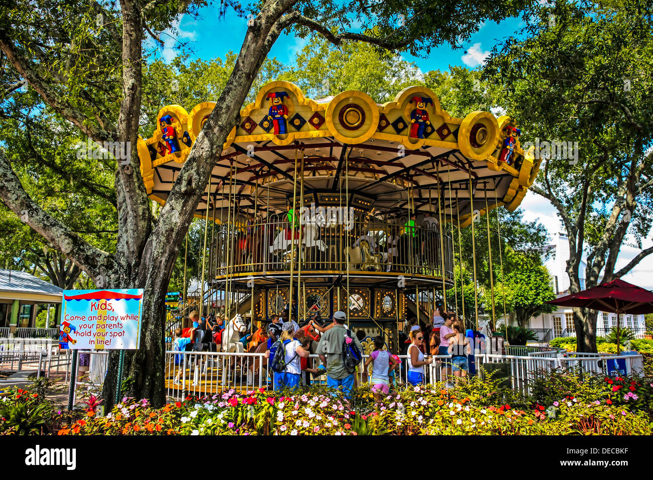 Le golden Carousel au parc à thème Legoland Florida Banque D'Images