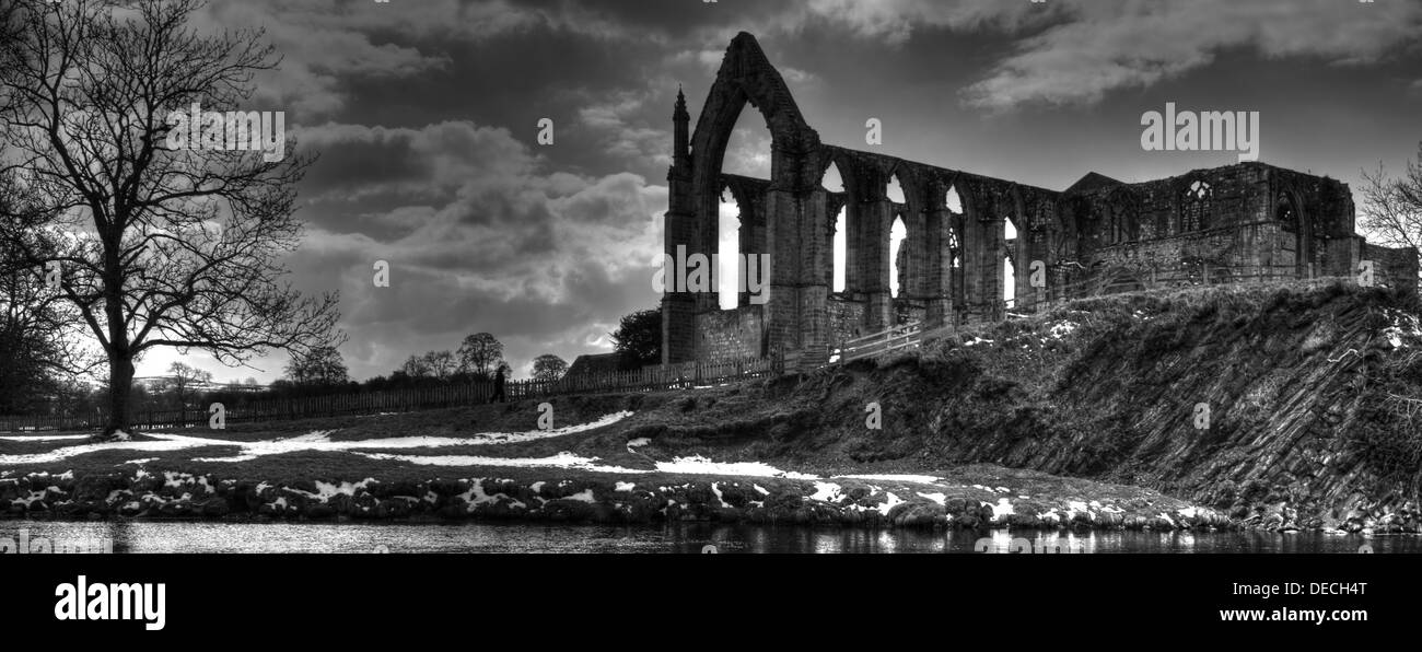 Bolton Abbey dans la neige Banque D'Images