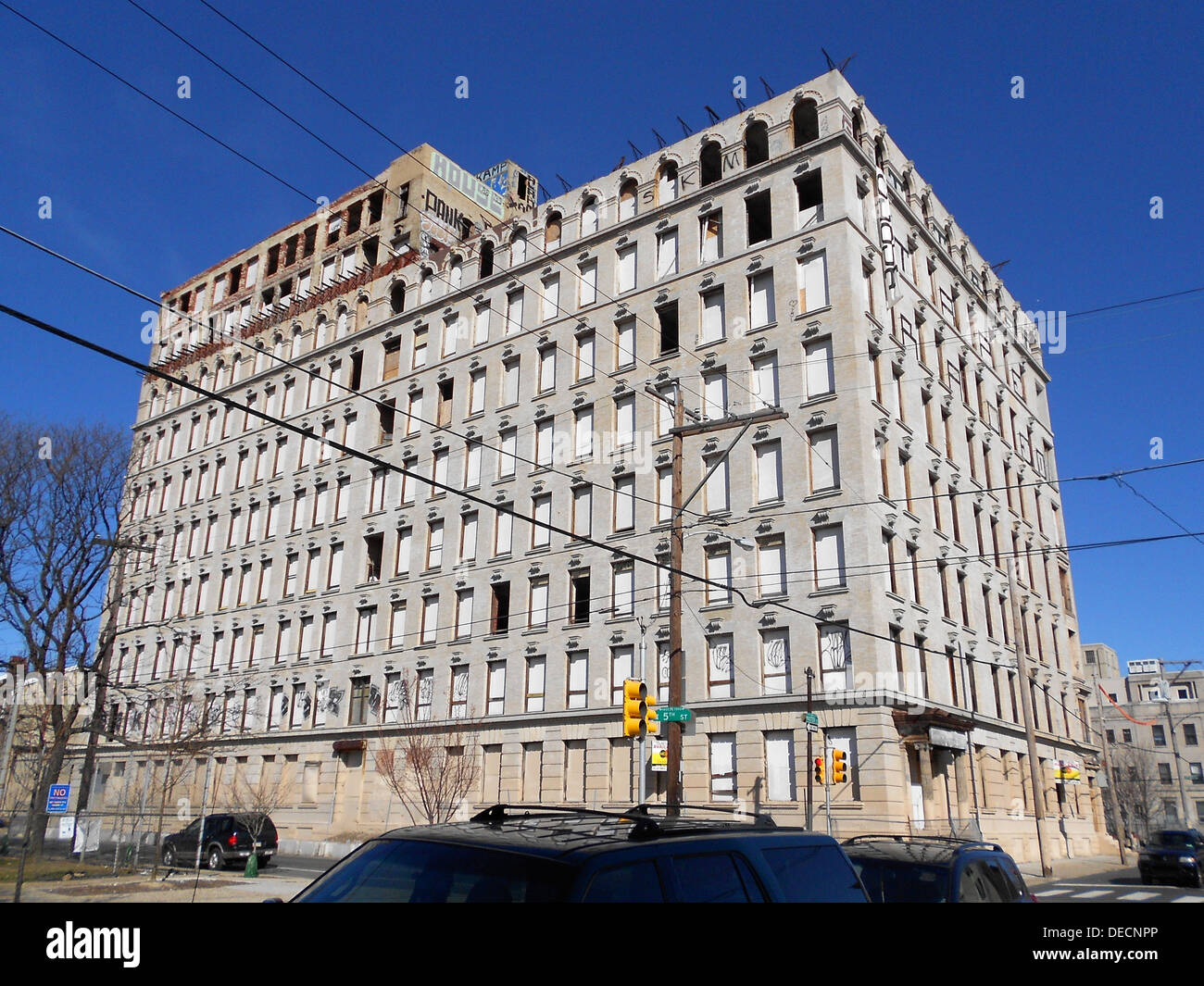 Drueding Brothers Company Building sur la PNSR depuis le 12 décembre 2012 à 437-441 W. Master St., Philadelphie, Pennsylvanie dans le quartier de Kensington Banque D'Images