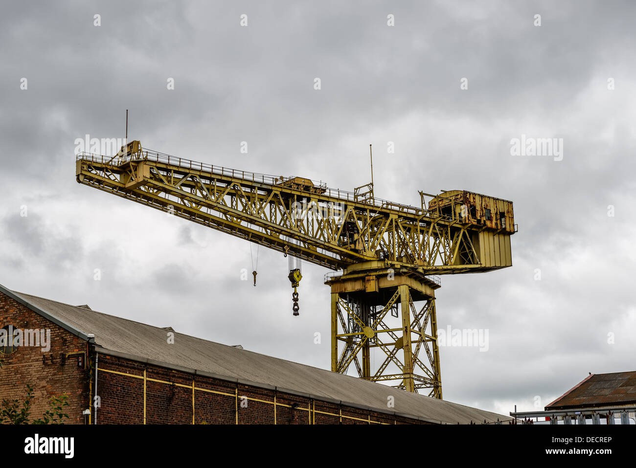 Grue en porte-à-faux sur les docks à Glasgow, Écosse, Royaume-Uni Banque D'Images
