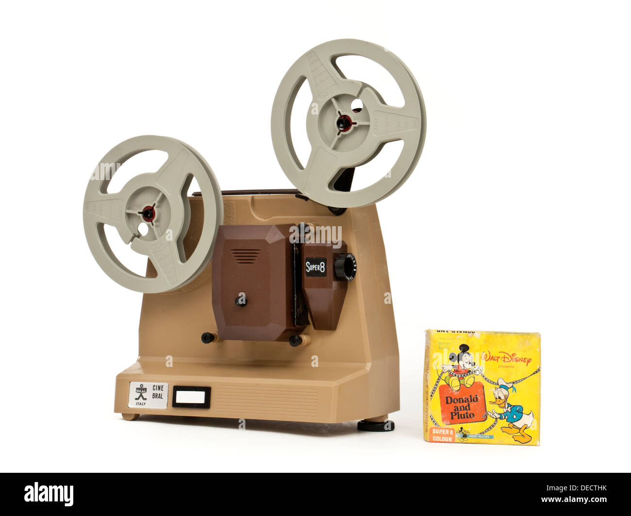 Vintage cine projector Banque de photographies et d'images à haute  résolution - Alamy