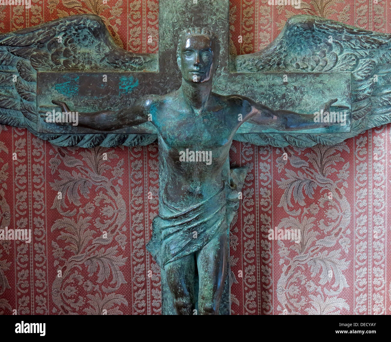 Bronze Crucifix Art Inside the Canongate Kirk, Édimbourg, Old Town, 153 Canongate, Édimbourg, Midlothian, Écosse, Royaume-Uni, EH8 8BN Banque D'Images