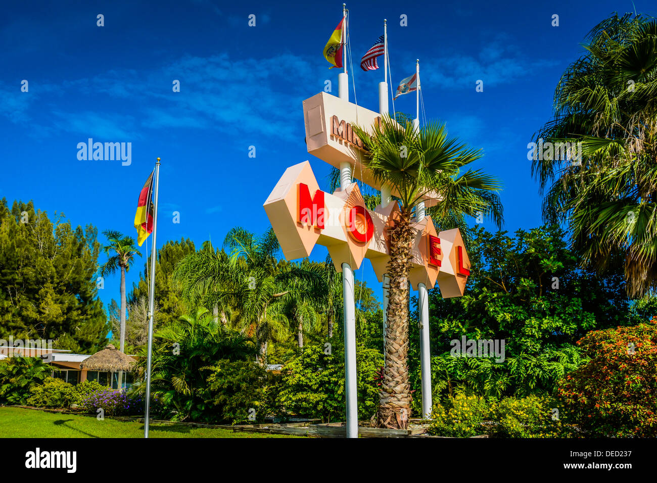 Au milieu du siècle Motel historique conçu par Victor A. Lundy, Warm Mineral Springs, FL Banque D'Images