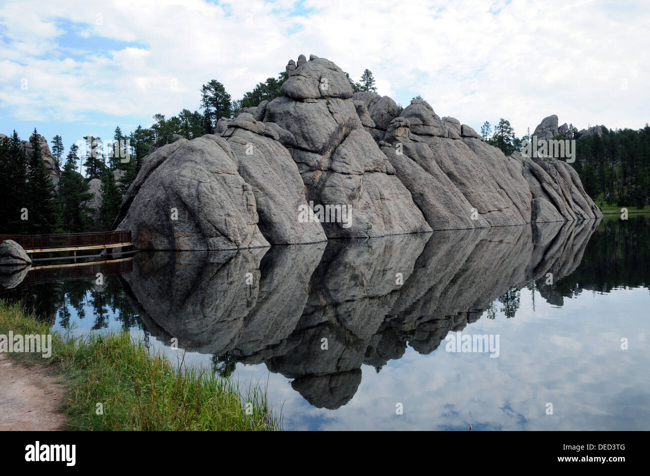 Sylvan Lake. Custer State Park. Une partie du barrage construit par Theodor Reder en 1881. Banque D'Images