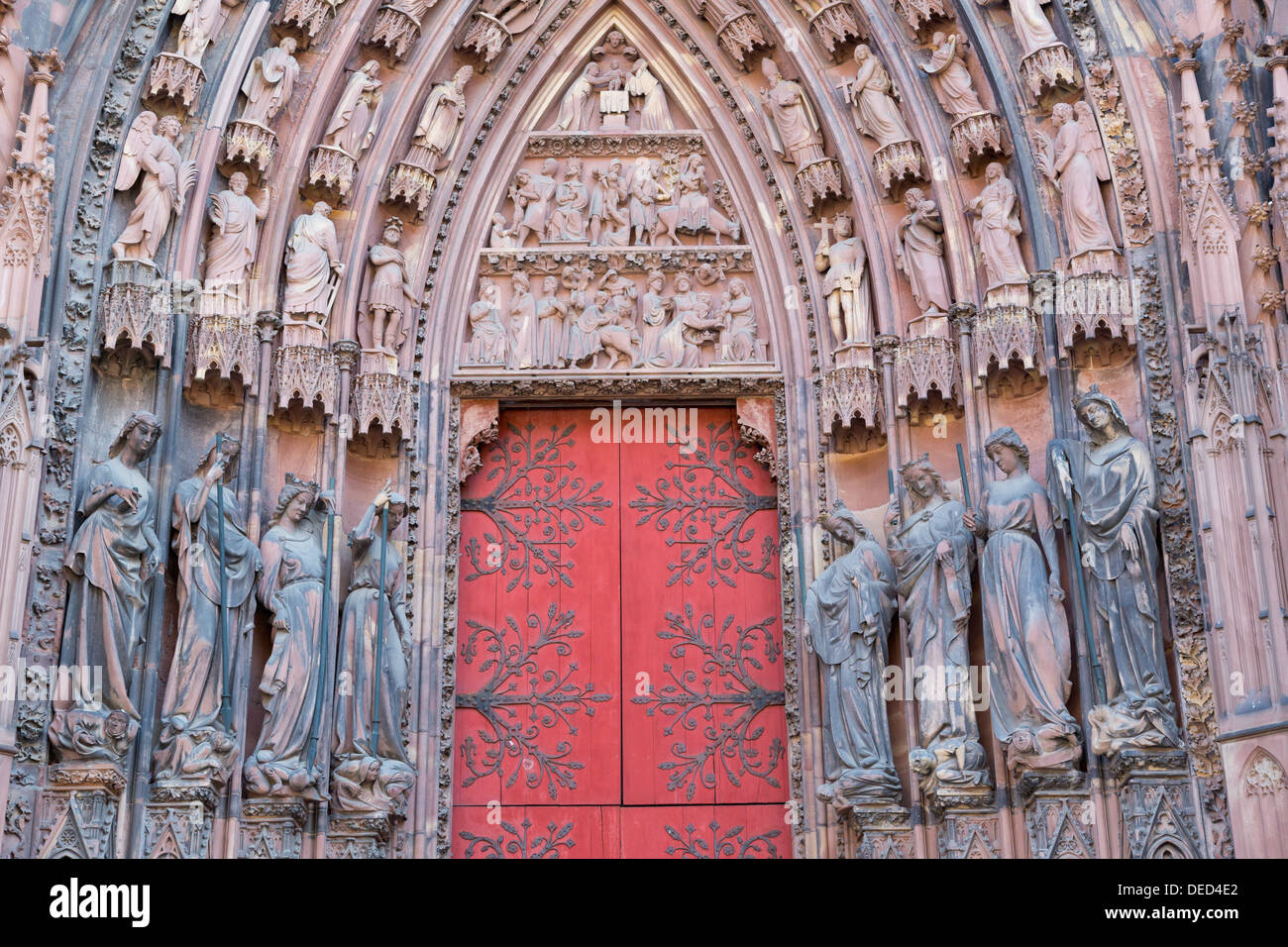 Le portail ouest de la cathédrale à Strasbourg, France Banque D'Images