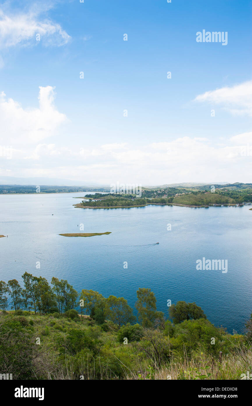 Le lac artificiel du Los Molinas, près de Villa General Belgrano, l'Argentine, l'Amérique du Sud Banque D'Images