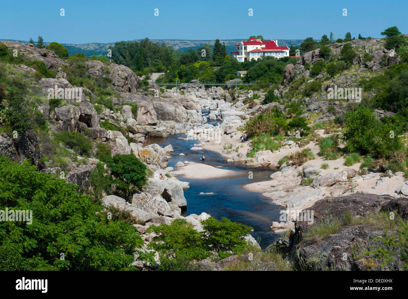 Peu Cragged creek dans Mina Clavero, Argentine, Amérique du Sud Banque D'Images