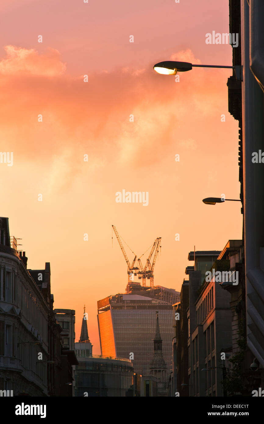 Lever du soleil ciel au-dessus de la ville de Londres Banque D'Images