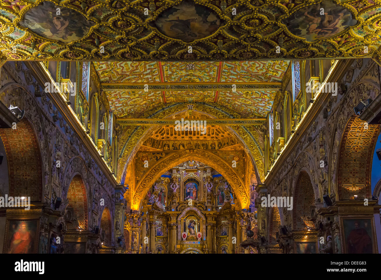 L'intérieur, Église et couvent de San Francisco, Quito, Site du patrimoine mondial de l'UNESCO, la province de Pichincha, Equateur, Amérique du Sud Banque D'Images